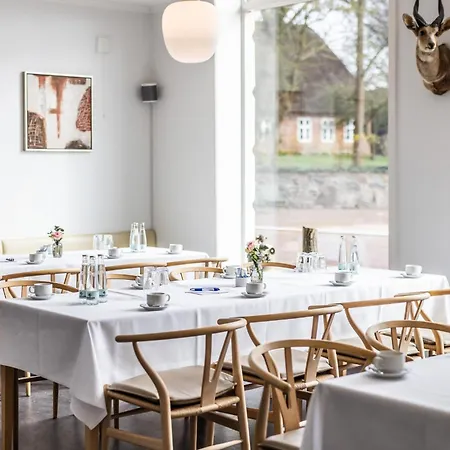 Marsk Hotellet فندق 4*